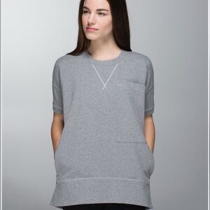 lululemon athletica Gray Mudra Short Sleeve Sweatshirt